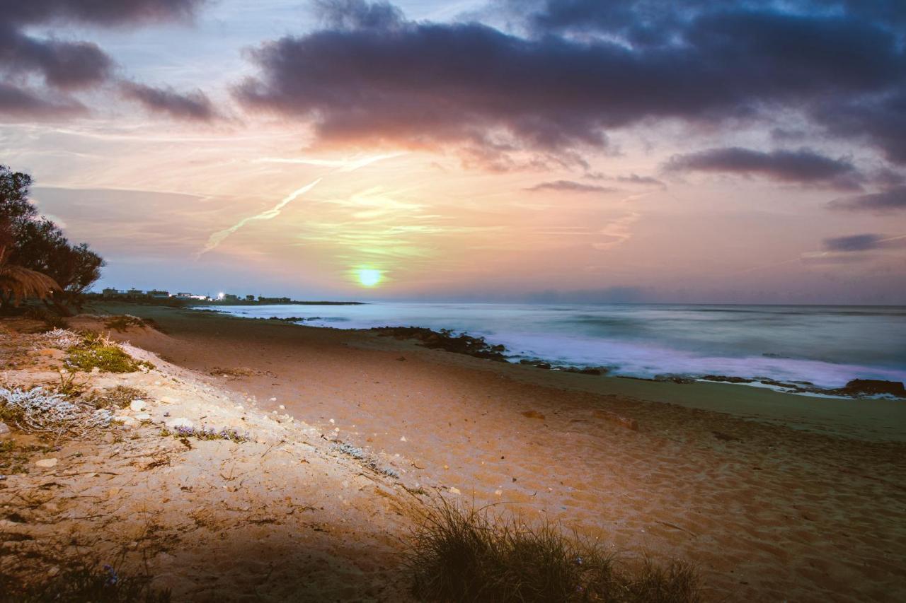 Akrotiri Seaside Project Stavrós エクステリア 写真